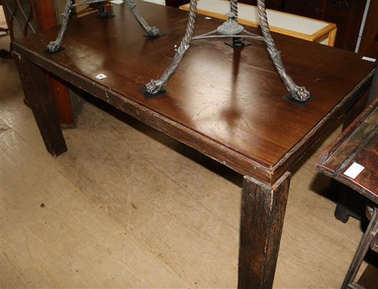 Oak dining table
